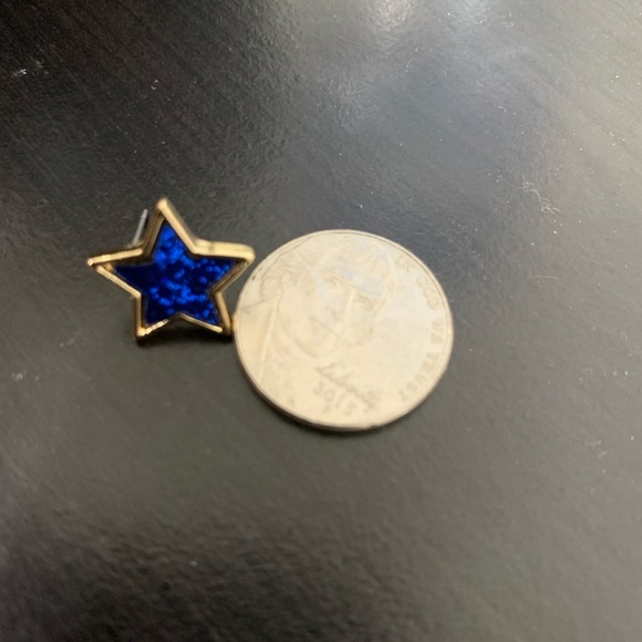 NWT *BOUTIQUE*  DRUZY STAR FASHION EARRINGS - Picture 2 of 2